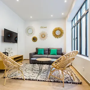 Cmg Boulevard Voltaire / Truillot D Appartement Paris